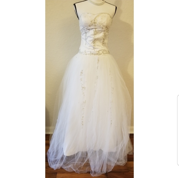 Black Label Dresses & Skirts - White Strapless Beaded Ball Gown